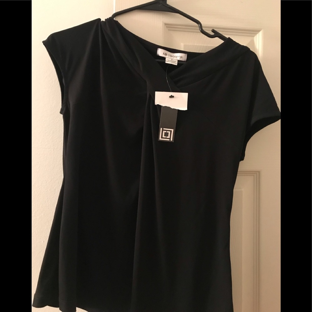 Liz claiborne t-shirt. NWT